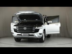Toyota Land Cruiser 300 3.3D GX-R - Image 28