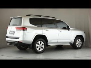 Toyota Land Cruiser 300 3.3D GX-R - Image 2