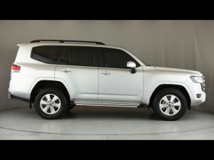 Toyota Land Cruiser 300 3.3D GX-R - Image 3