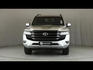 Toyota Land Cruiser 300 3.3D GX-R - Image 4