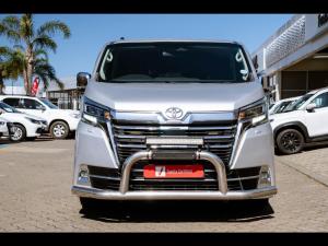 Toyota Quantum 2.8 LWB bus 6-seater VX Premium - Image 4