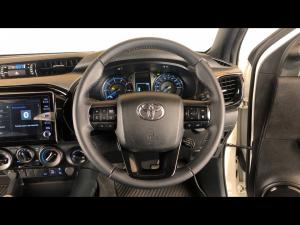 Toyota Hilux 2.8GD-6 Xtra cab 4x4 Legend manual - Image 8