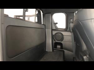 Toyota Hilux 2.8GD-6 Xtra cab 4x4 Legend manual - Image 12