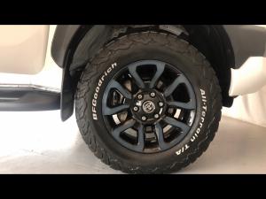 Toyota Hilux 2.8GD-6 Xtra cab 4x4 Legend manual - Image 17