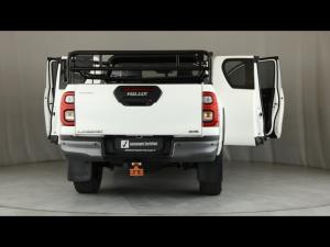 Toyota Hilux 2.8GD-6 Xtra cab 4x4 Legend manual - Image 24