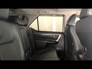 Toyota Fortuner 2.4GD-6 4x4 - Image 12