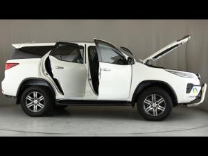 Toyota Fortuner 2.4GD-6 4x4 - Image 30