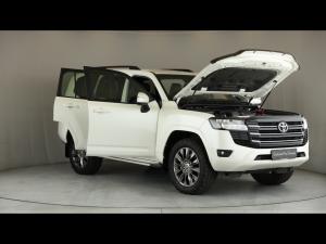 Toyota Land Cruiser 300 3.3D GX-R - Image 29