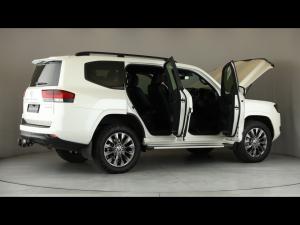 Toyota Land Cruiser 300 3.3D GX-R - Image 31