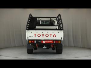 Toyota Land Cruiser 79 4.5D-4D LX V8 single cab - Image 5