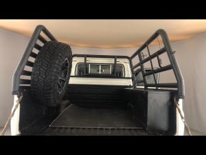 Toyota Land Cruiser 79 4.5D-4D LX V8 single cab - Image 13