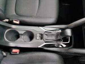 Toyota Corolla Cross 1.8 Xi - Image 11