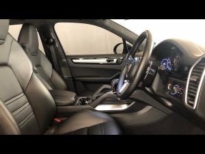 Porsche Cayenne turbo - Image 10