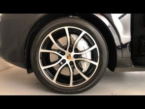 Porsche Cayenne turbo - Image 18