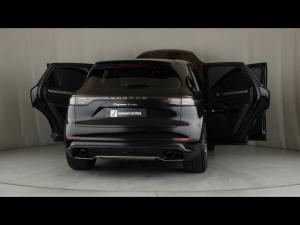 Porsche Cayenne turbo - Image 24