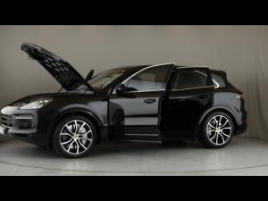 Porsche Cayenne turbo - Image 27