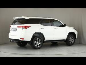 Toyota Fortuner 2.4GD-6 auto - Image 2