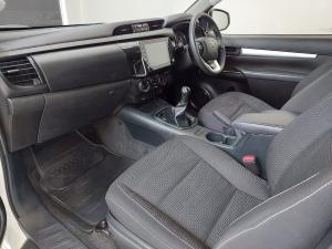 Toyota Hilux 2.4GD-6 Xtra cab Raider manual - Image 7
