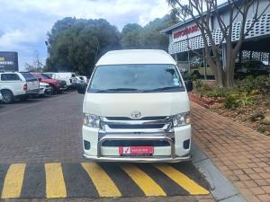 Toyota Hiace 2.5D-4D bus 14-seater GL - Image 4