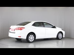 Toyota Corolla Quest 1.8 Plus manual - Image 2