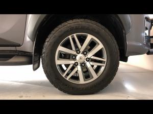 Toyota Hilux 2.8GD-6 double cab 4x4 Legend 50 auto - Image 17