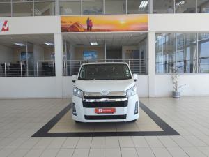 Toyota Quantum 2.8 LWB bus 11-seater GL - Image 4