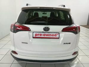 Toyota RAV4 2.0 GX auto - Image 5