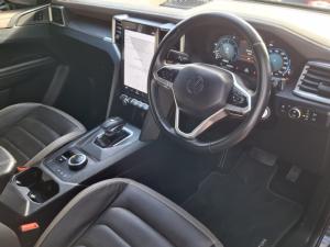 Volkswagen Amarok 3.0TDI V6 double cab Aventura 4Motion - Image 8