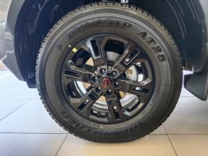 Nissan Navara 2.5DDTi double cab Pro-4X 4x4 - Image 9
