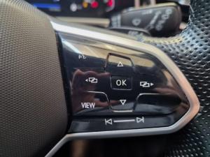 Volkswagen T-Roc 2.0TSI 140kW 4Motion R-Line - Image 15