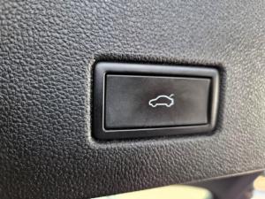 Volkswagen T-Roc 2.0TSI 140kW 4Motion R-Line - Image 16