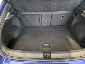 Volkswagen T-Roc 2.0TSI 140kW 4Motion R-Line - Image 6