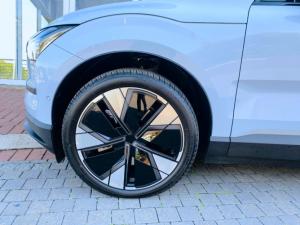 Volvo EX30 Twin Motor Performance Ultra - Image 12