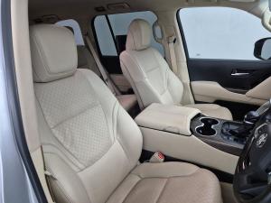 Toyota Land Cruiser 300 3.5T ZX - Image 16