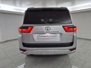 Toyota Land Cruiser 300 3.5T ZX - Image 20