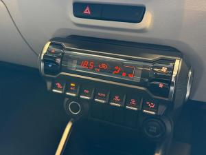 Suzuki Ignis 1.2 GLX - Image 21