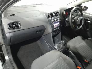 Volkswagen Polo Vivo hatch 1.4 Trendline - Image 10