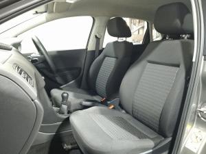 Volkswagen Polo Vivo hatch 1.4 Trendline - Image 11