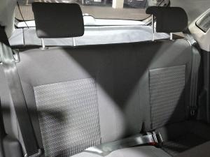 Volkswagen Polo Vivo hatch 1.4 Trendline - Image 14