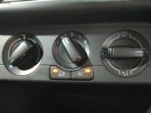 Volkswagen Polo Vivo hatch 1.4 Trendline - Image 24