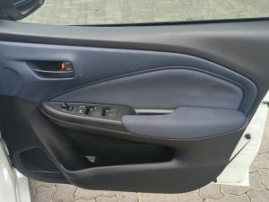 Toyota Starlet 1.5 XS auto - Image 13