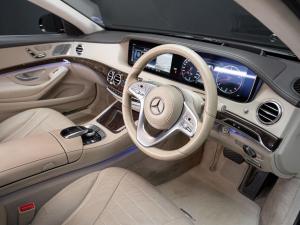 Mercedes-Benz S-Class S560 L - Image 21