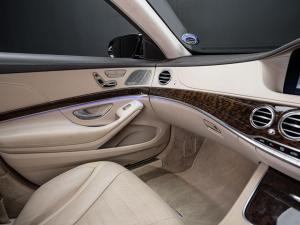 Mercedes-Benz S-Class S560 L - Image 27