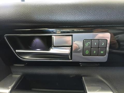 Image Land Rover Discovery 4 V8 HSE