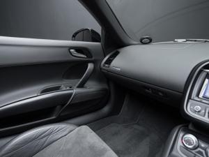 Audi R8 4.2 Spyder quattro - Image 28