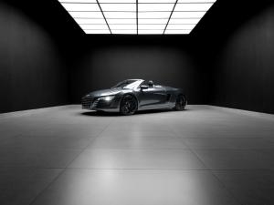 Audi R8 4.2 Spyder quattro - Image 2