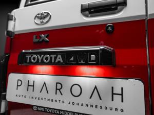 Toyota Land Cruiser 76 2.8GD-6 station wagon LX auto - Image 17