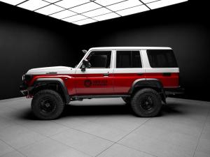 Toyota Land Cruiser 76 2.8GD-6 station wagon LX auto - Image 2