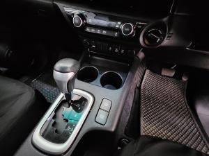Toyota Hilux 2.8GD-6 double cab 4x4 Raider auto - Image 10