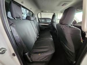 Toyota Hilux 2.8GD-6 double cab 4x4 Raider auto - Image 13